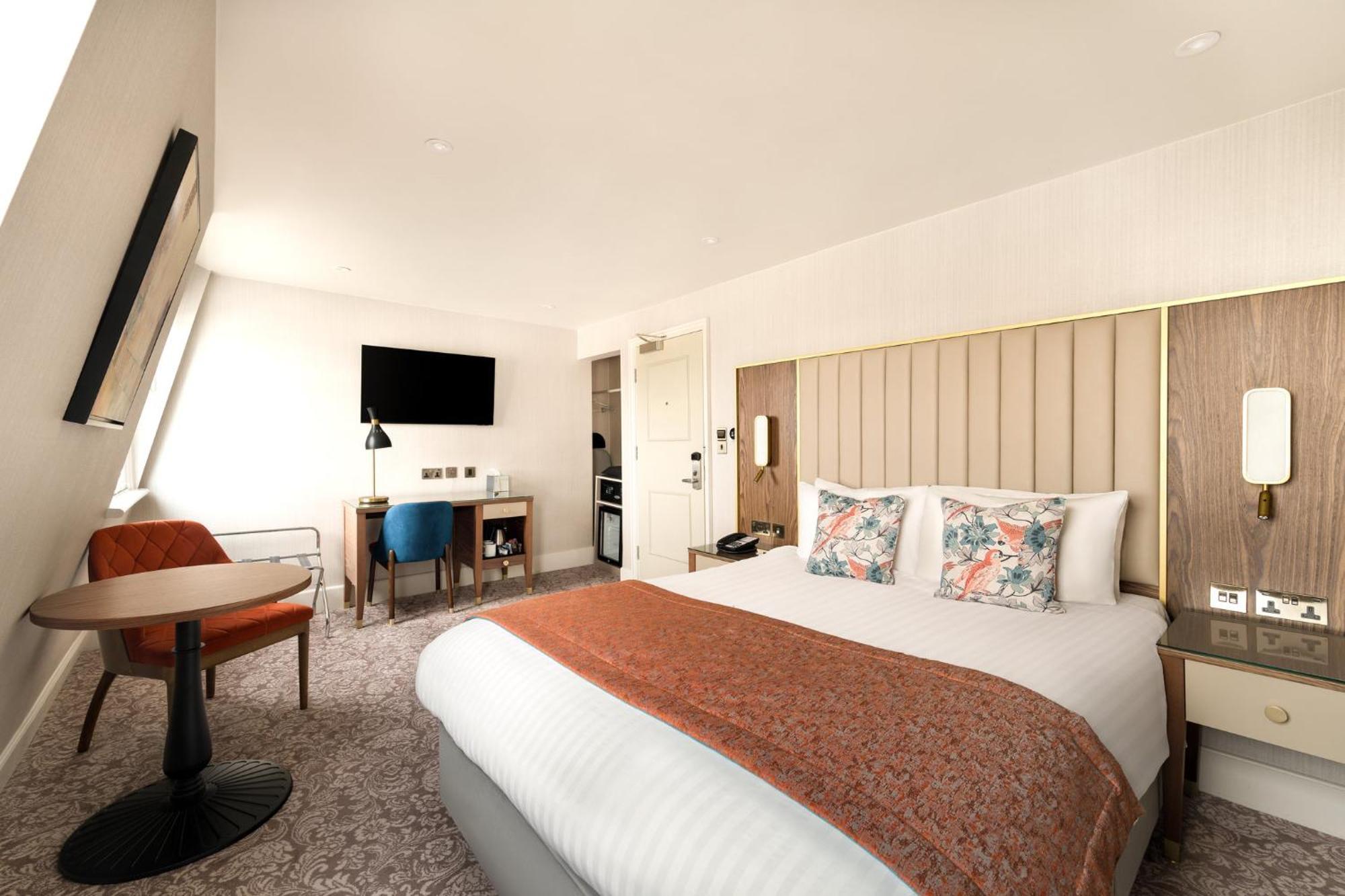 Отель Voco The Clifton Folkestone By Ihg Экстерьер фото